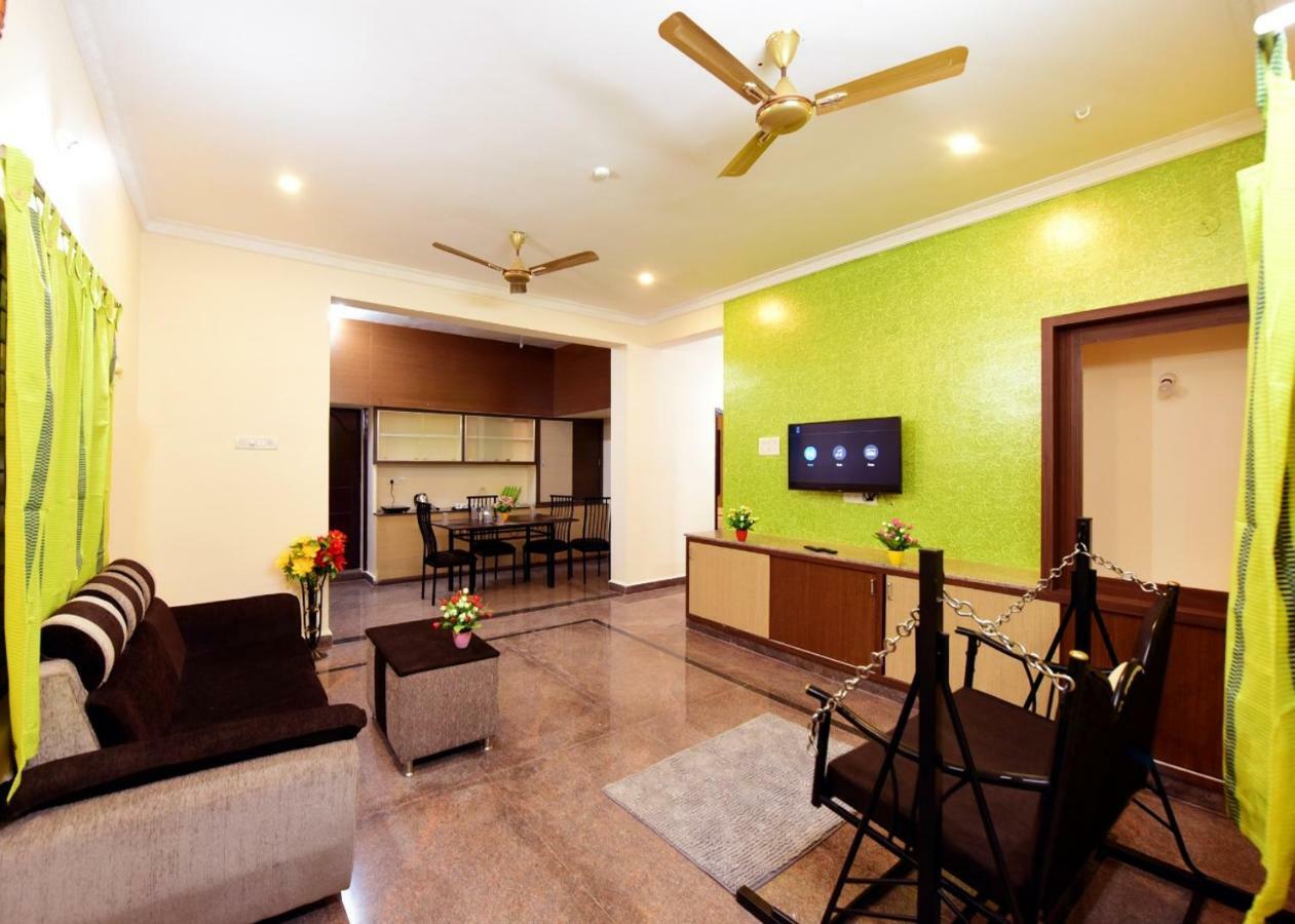 Sree Service Apartments Τιρουπάτι Εξωτερικό φωτογραφία